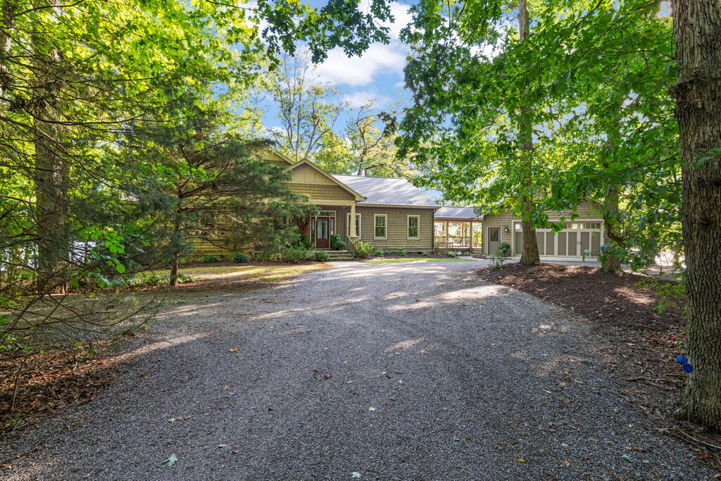 189 Peck Drive