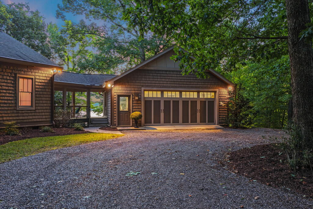 189 Peck Drive