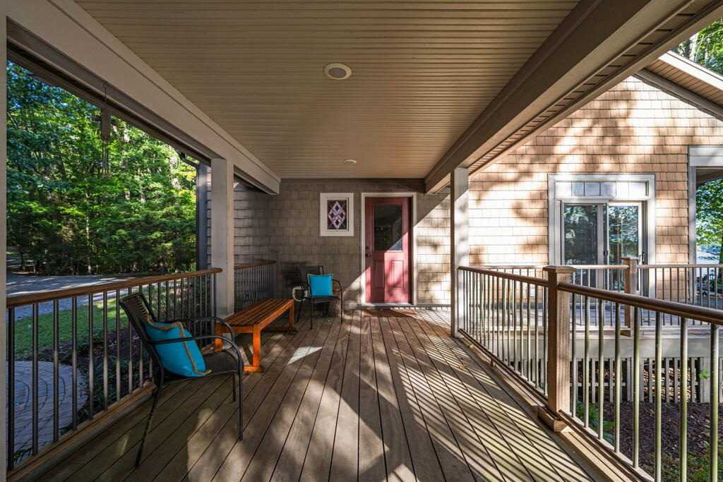 189 Peck Drive