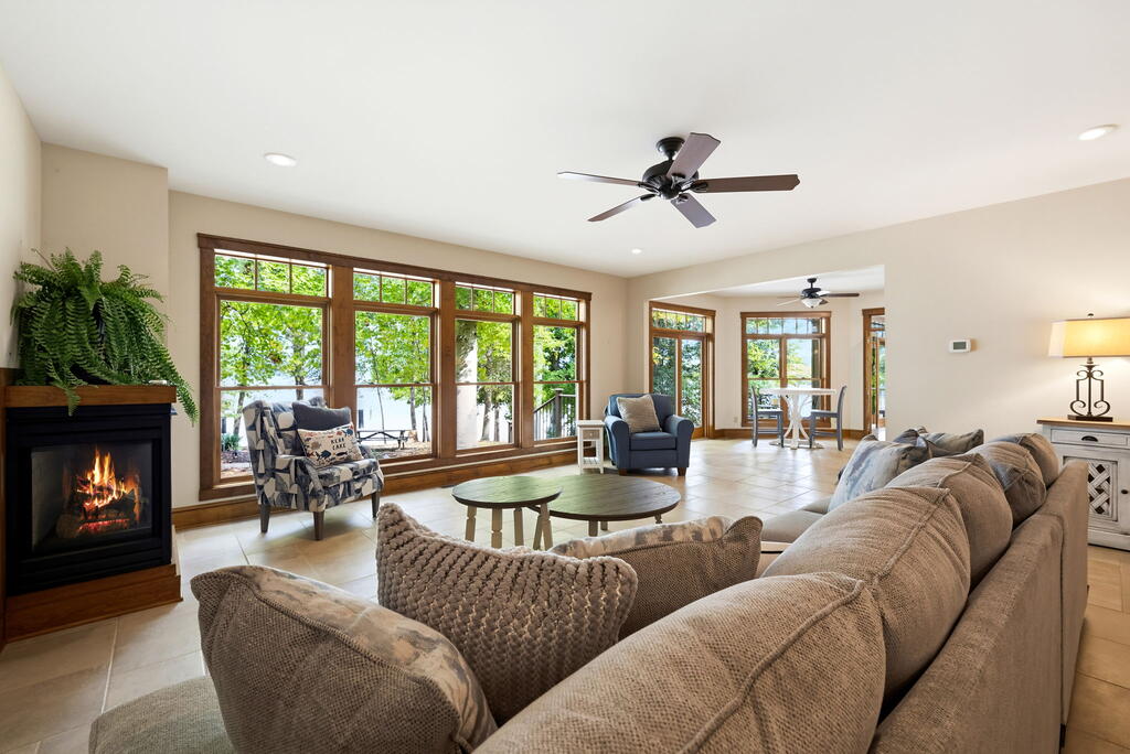 189 Peck Drive