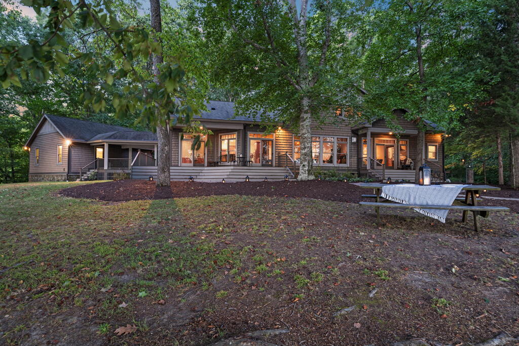 189 Peck Drive