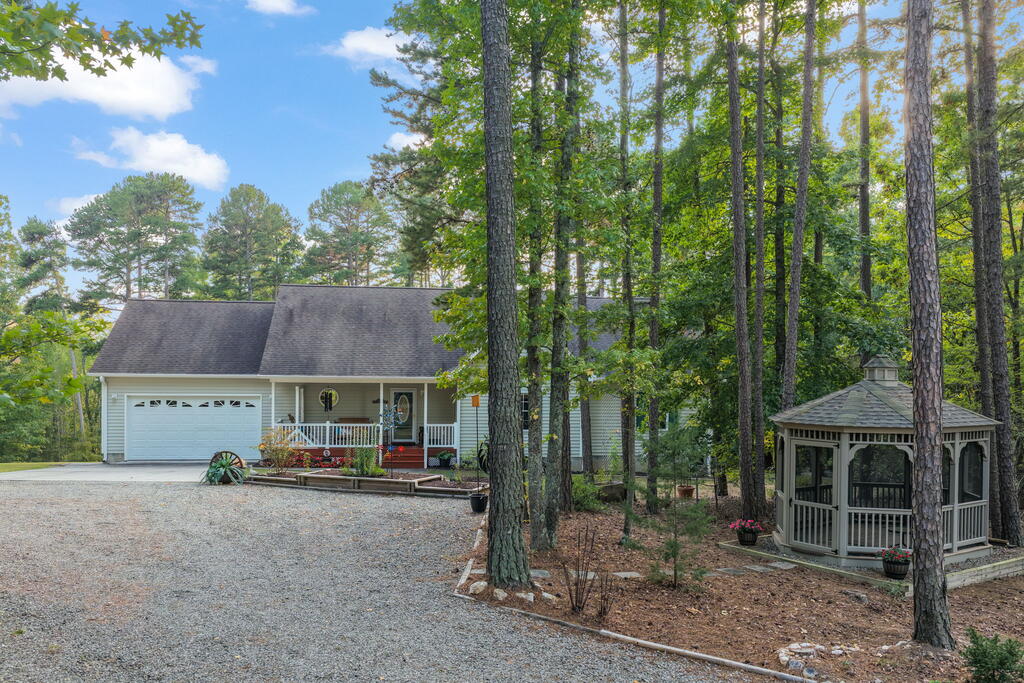 295 Eastland Creek Road