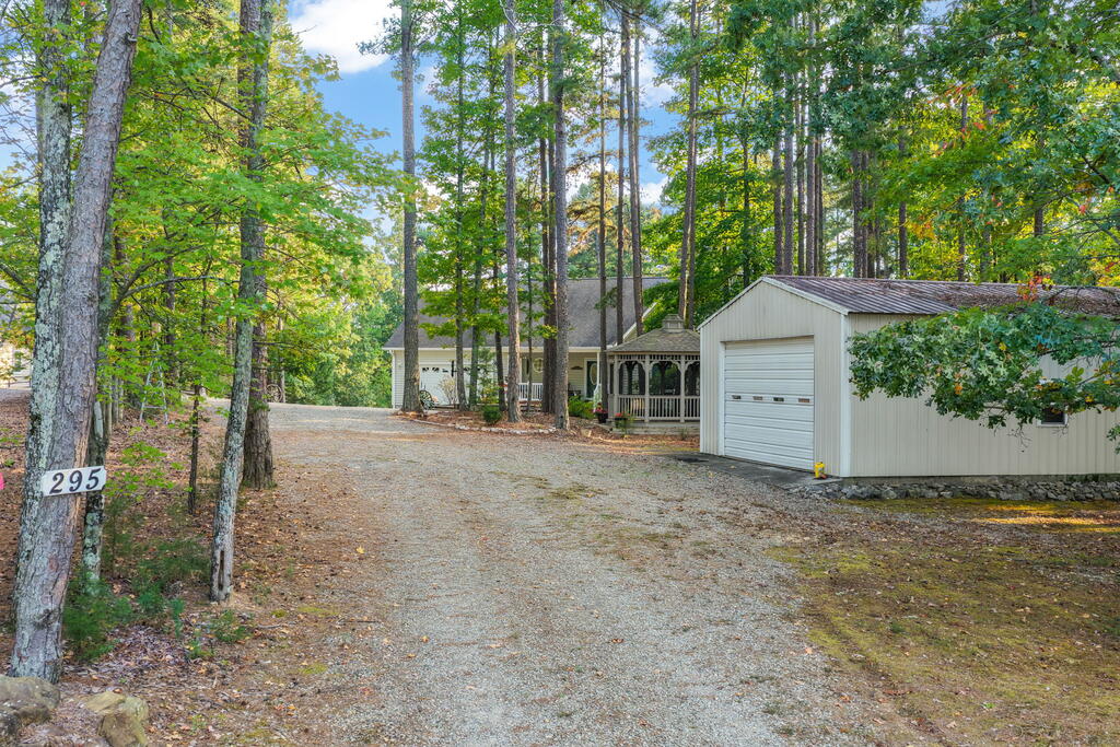 295 Eastland Creek Road