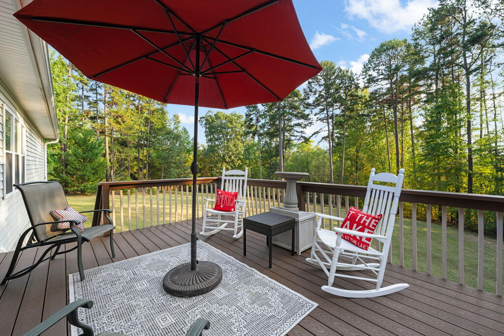 295 Eastland Creek Road