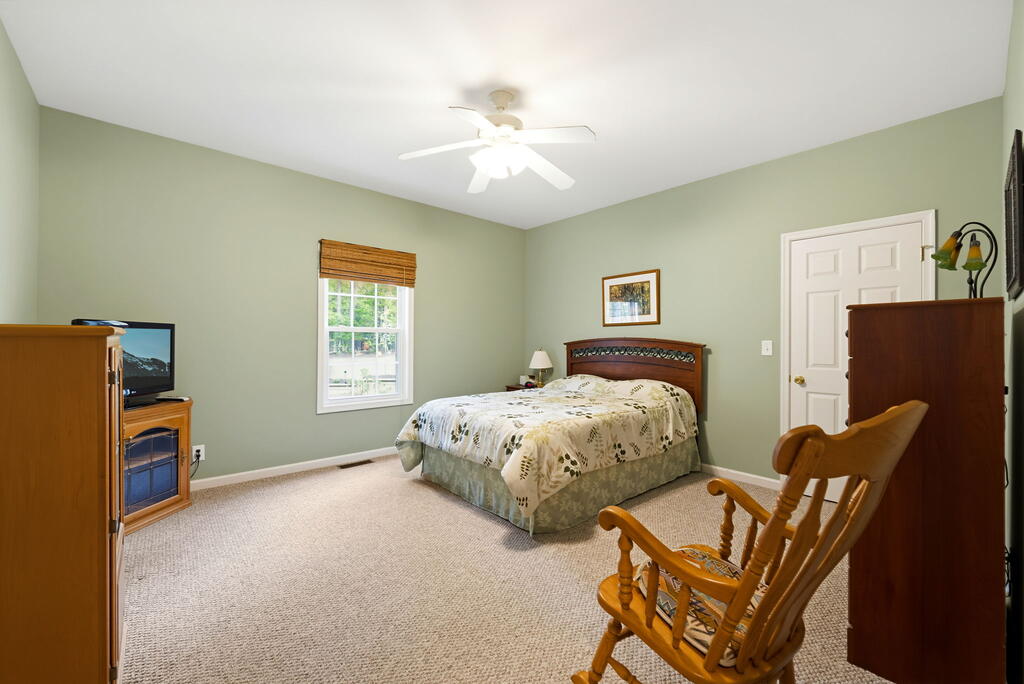 295 Eastland Creek Road