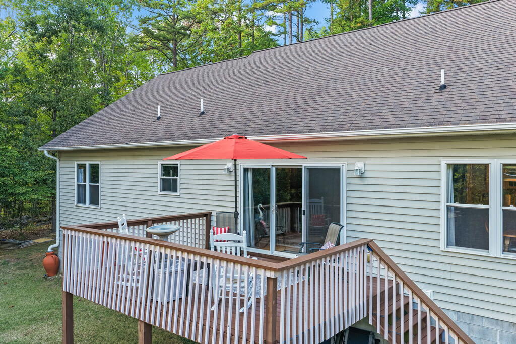 295 Eastland Creek Road