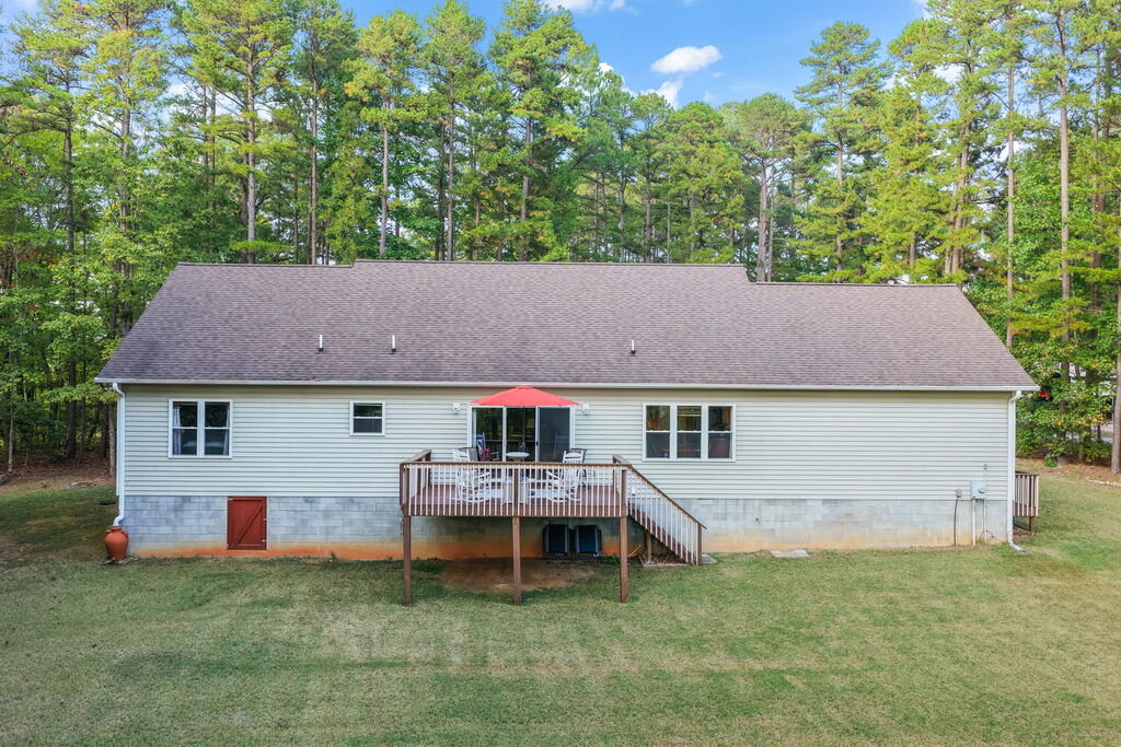 295 Eastland Creek Road