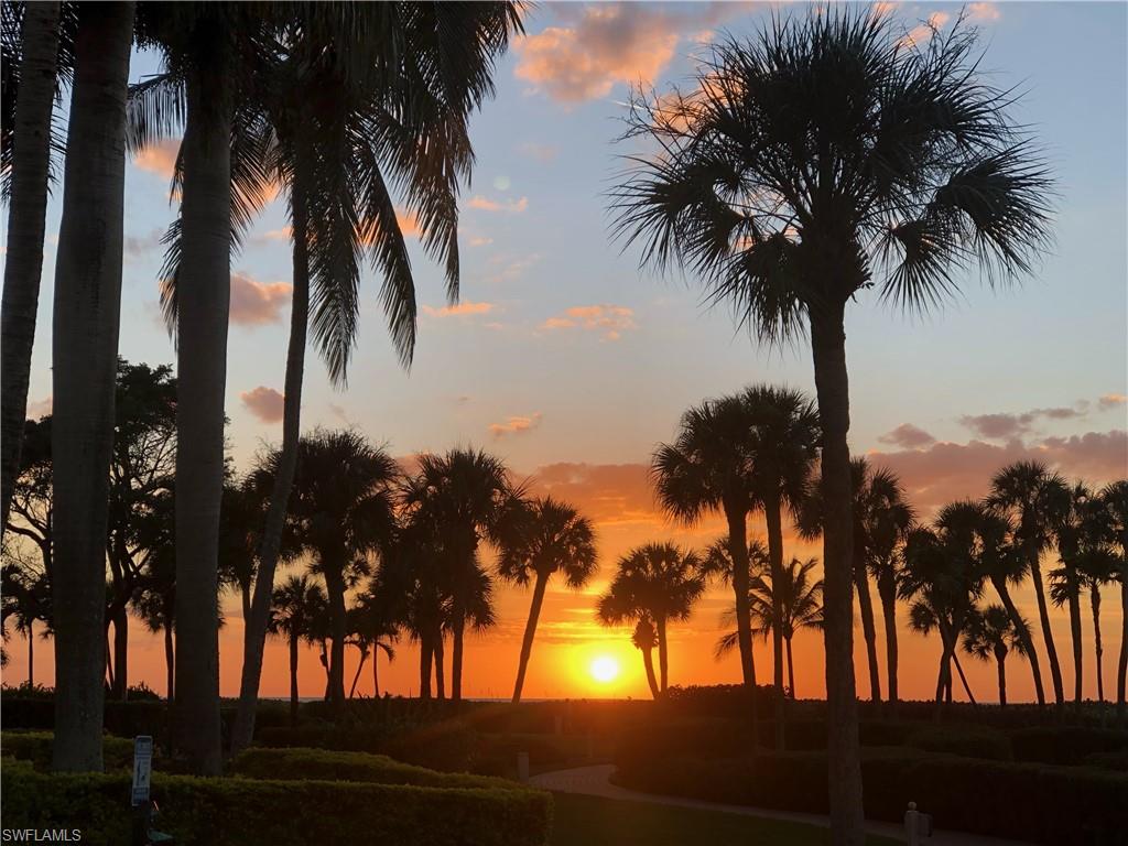 4021 Gulf Shore BLVD N # 1206