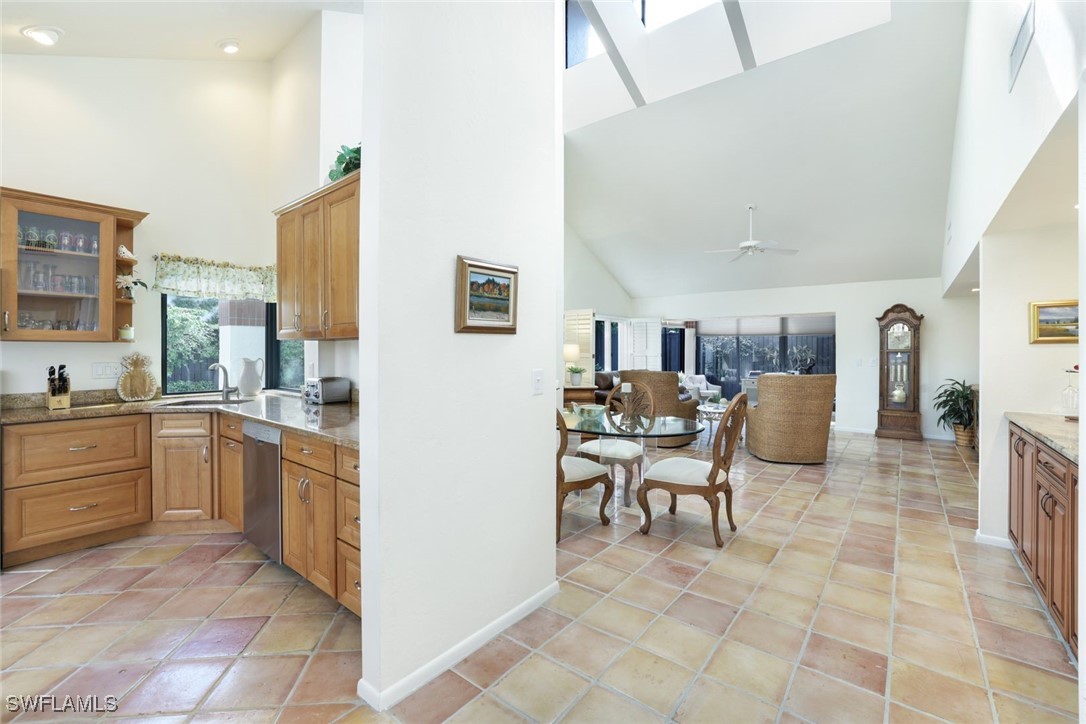 583 Bay Villas LN 89