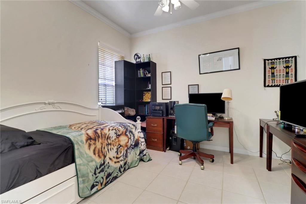 5047 Jarvis LN