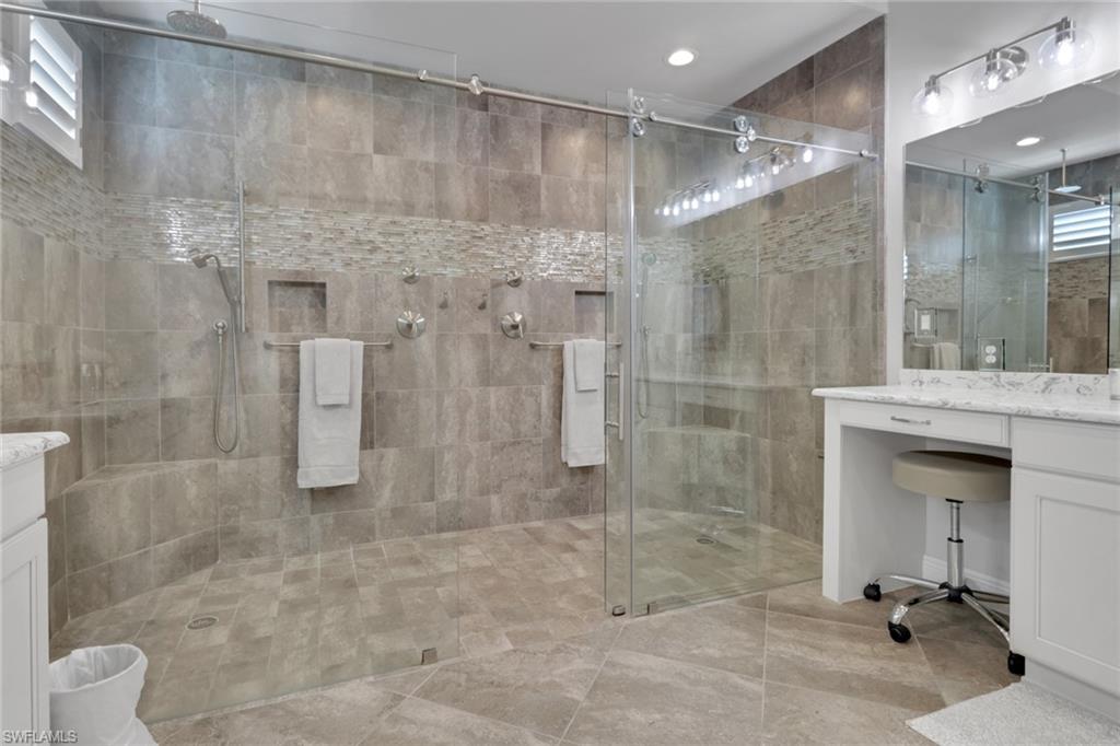 21450 Strada Nuova CIR # A301 Unit: #A301
