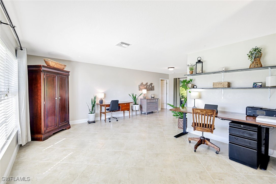 39 Mentor DR
