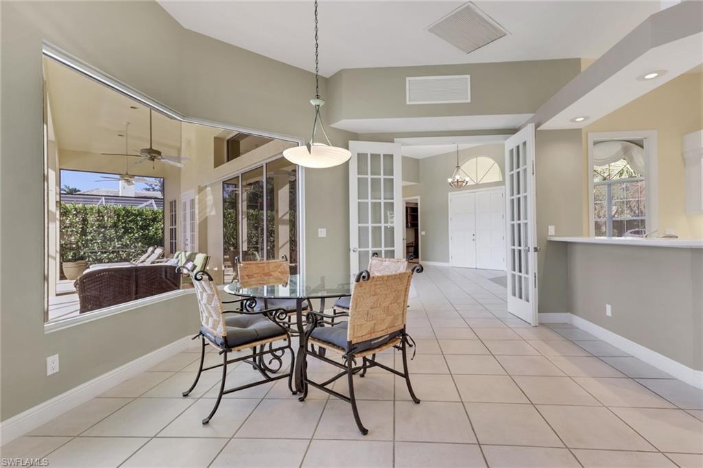 4594 Snowy Egret DR, NAPLES