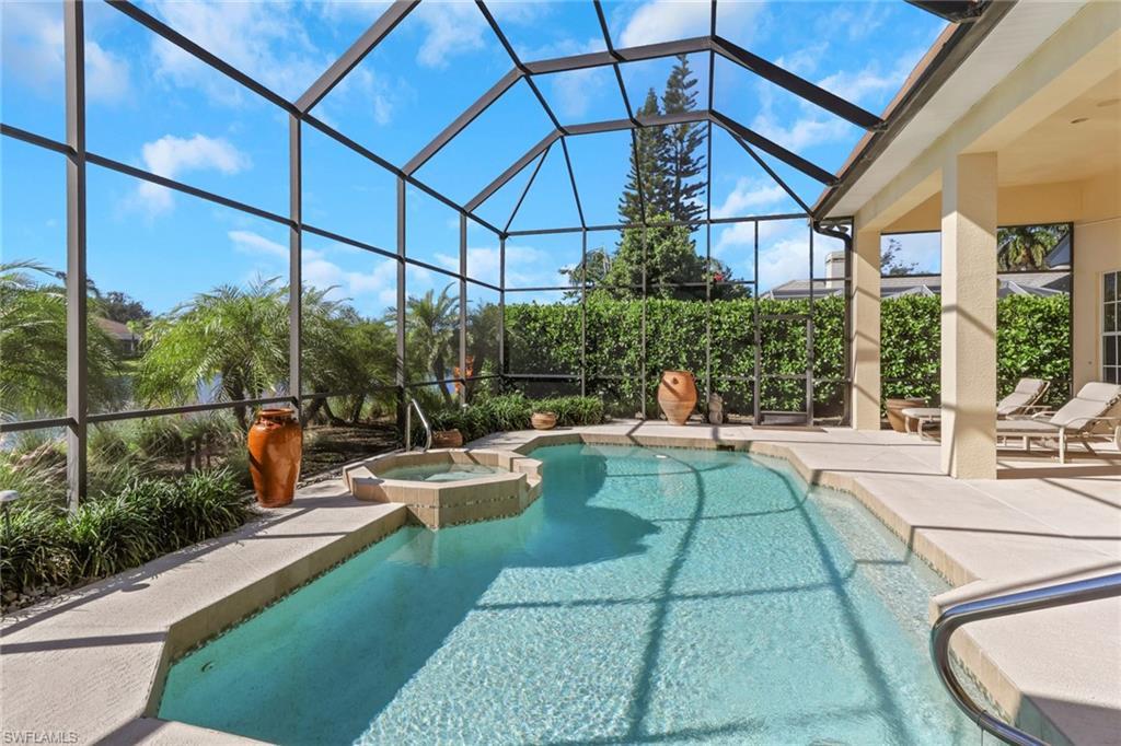 4594 Snowy Egret DR, NAPLES