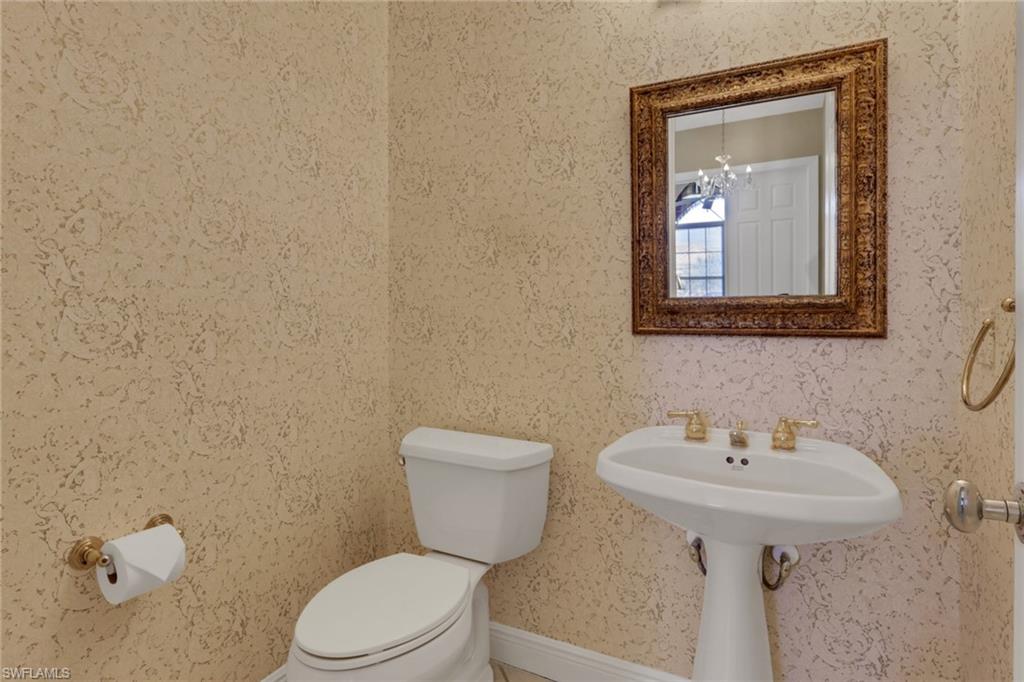 4594 Snowy Egret DR, NAPLES