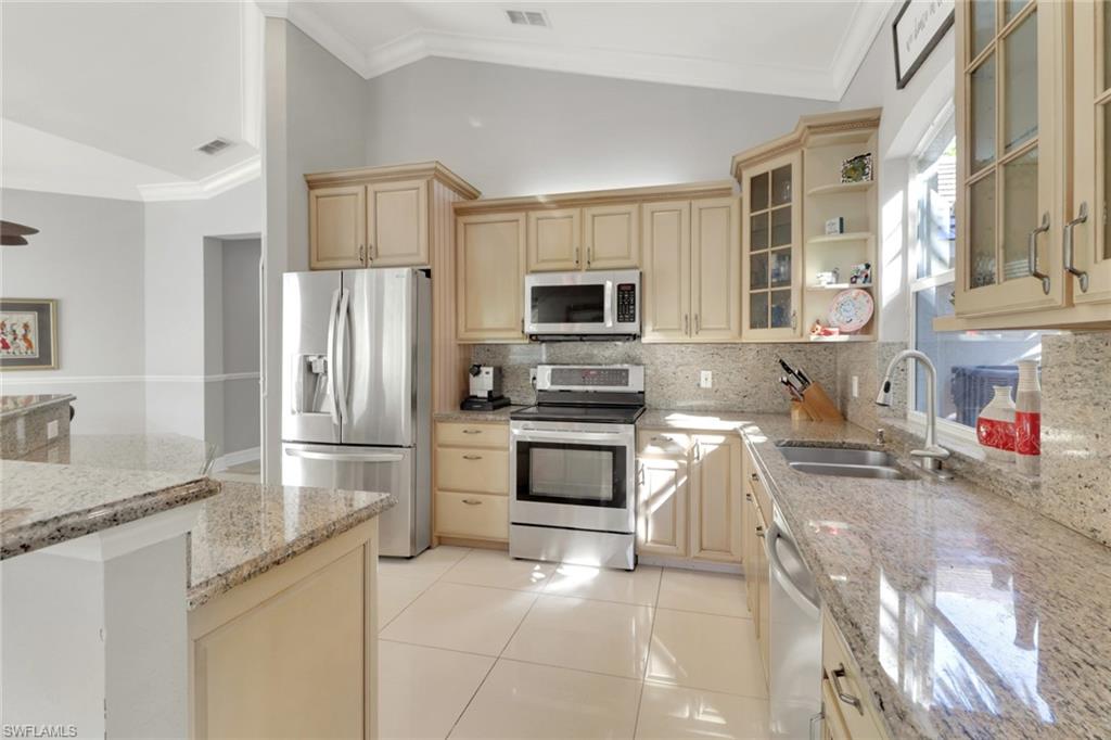 4380 7th AVE SW, NAPLES