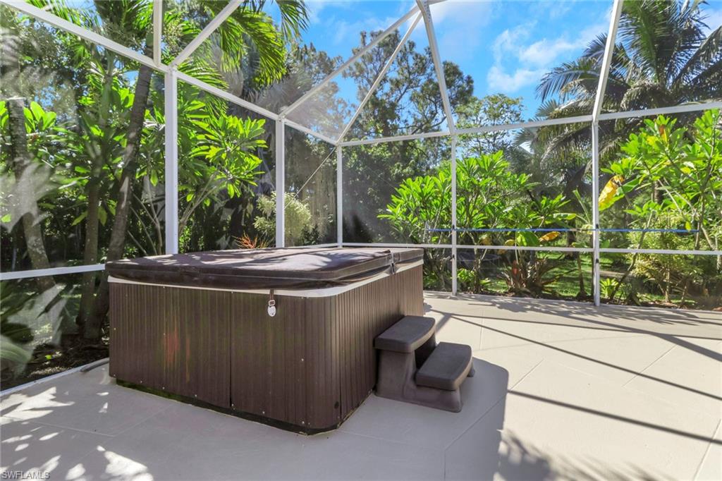 4380 7th AVE SW, NAPLES