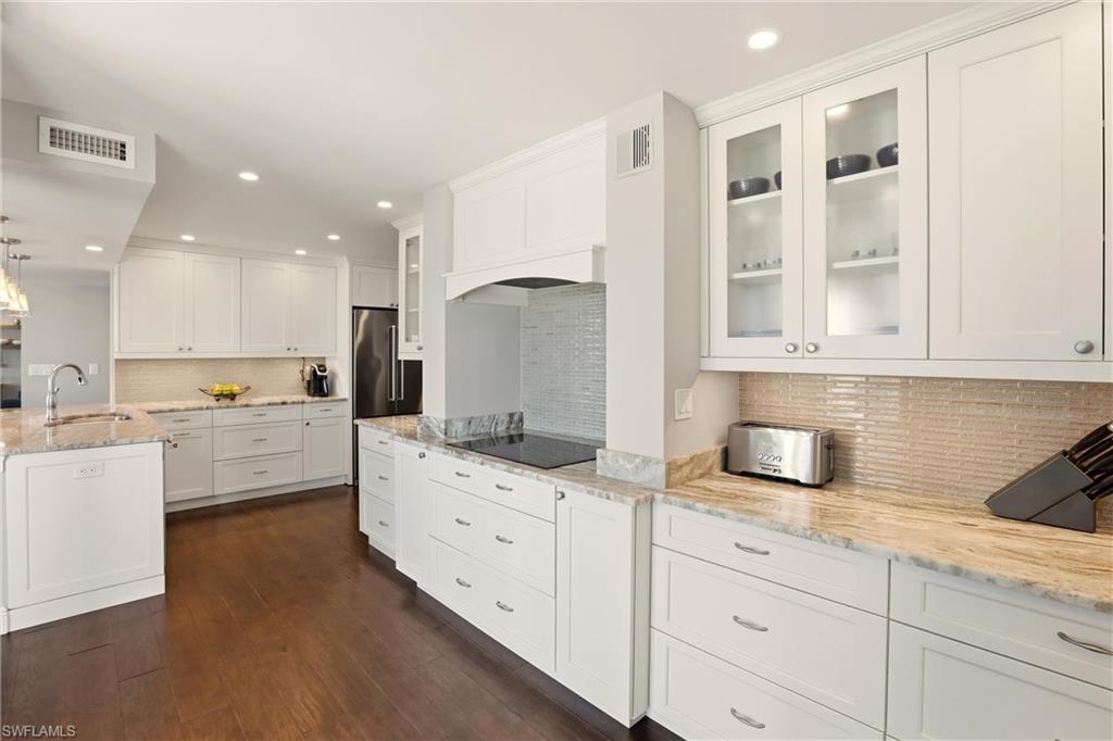 9715 Gulf Shore DR # 701