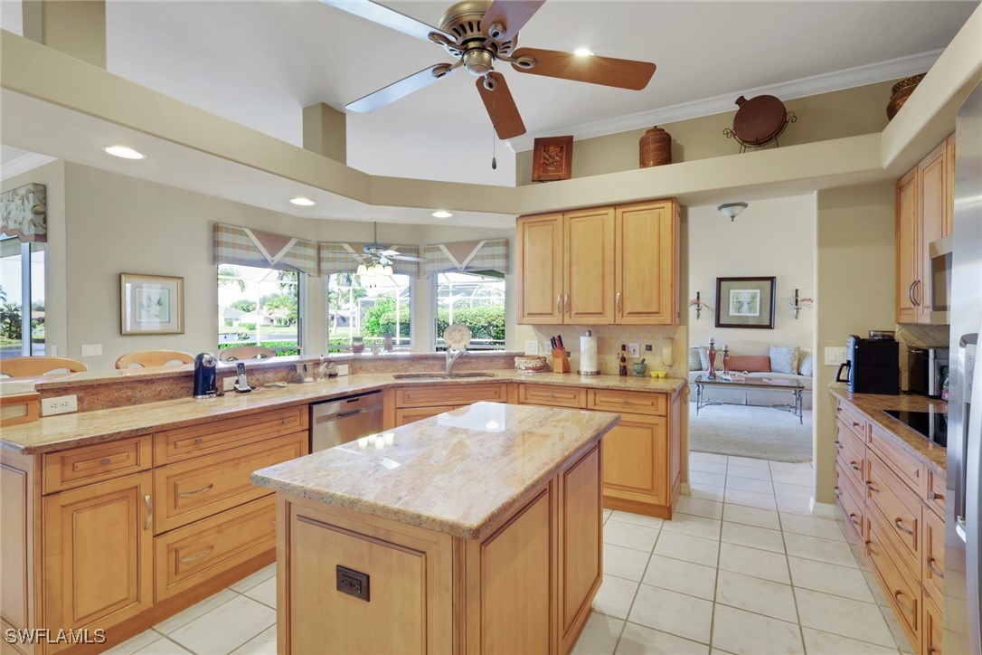 11079 Phoenix WAY