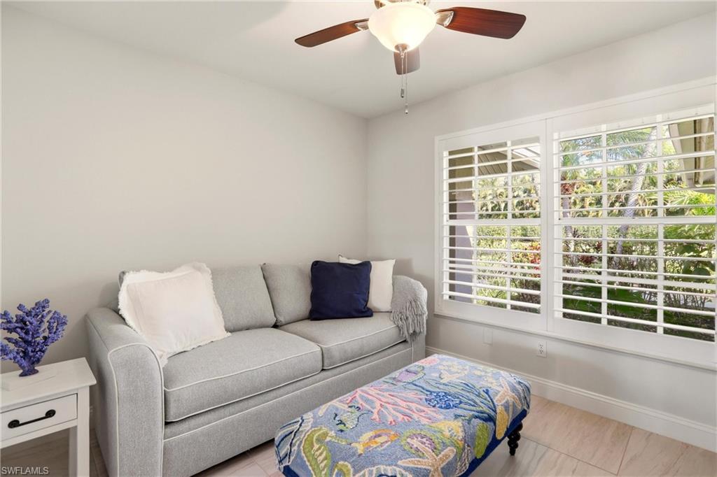 4282 Longshore WAY N