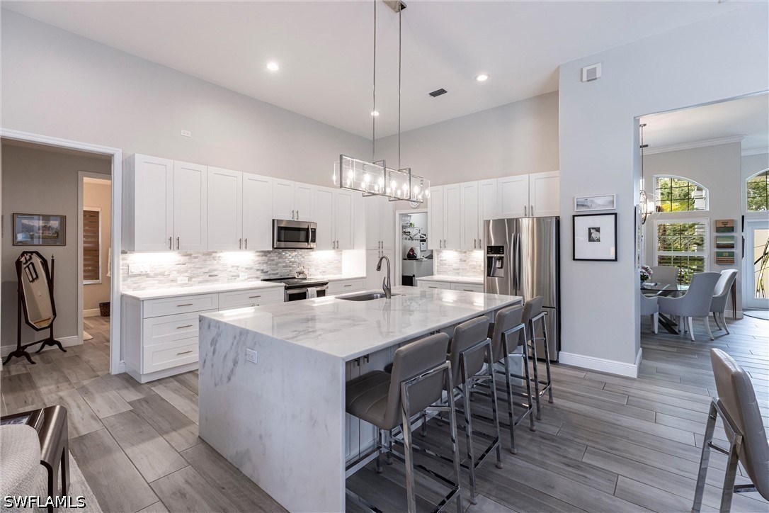 4372 Bittern CT