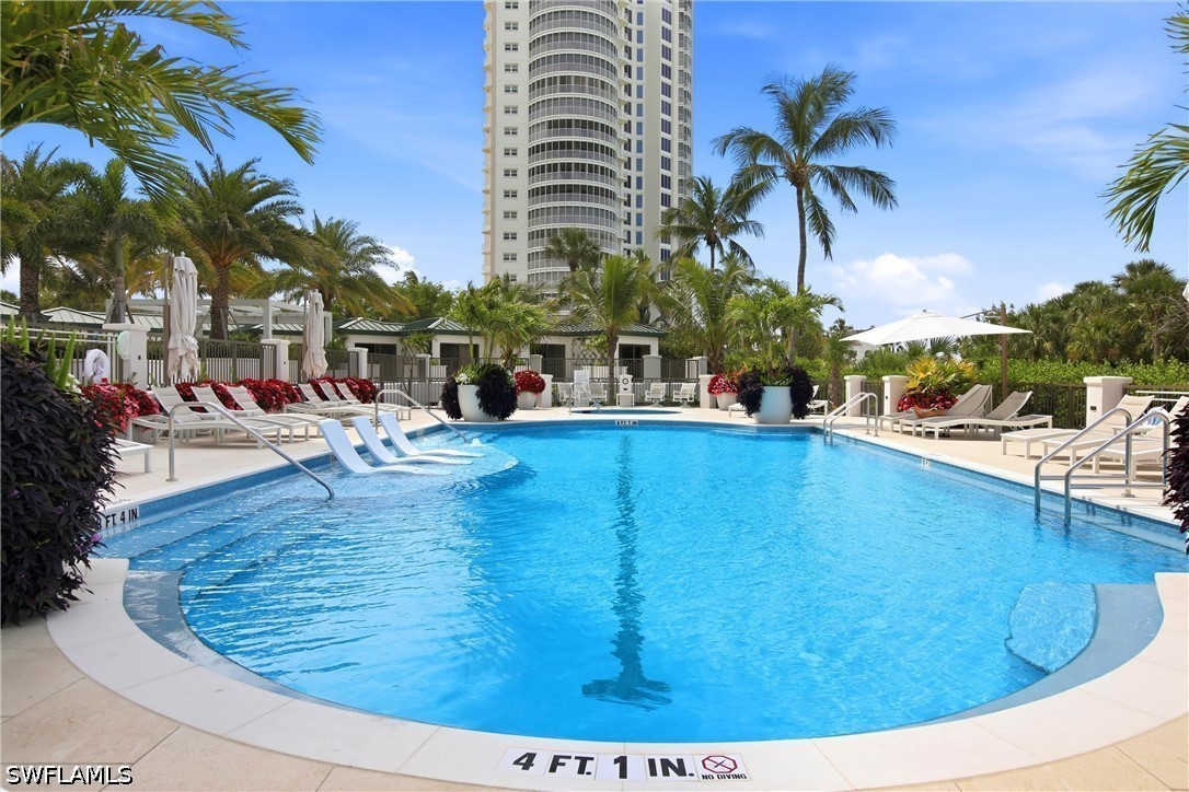 8171 Bay Colony DR 801