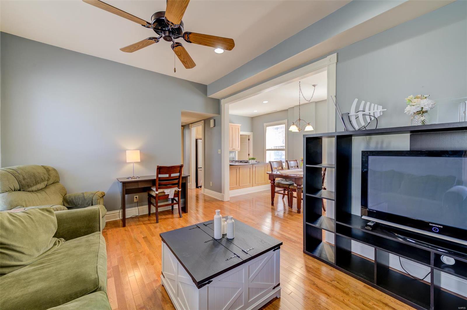 3557 Halliday Avenue Unit: 201