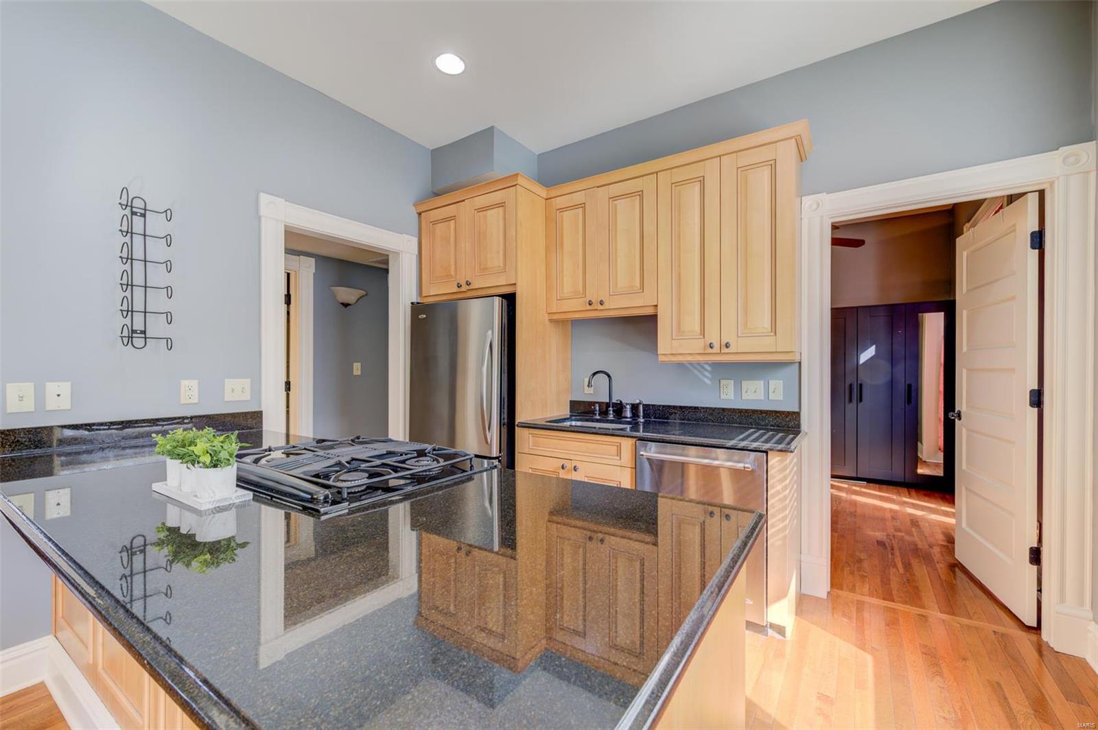 3557 Halliday Avenue Unit: 201