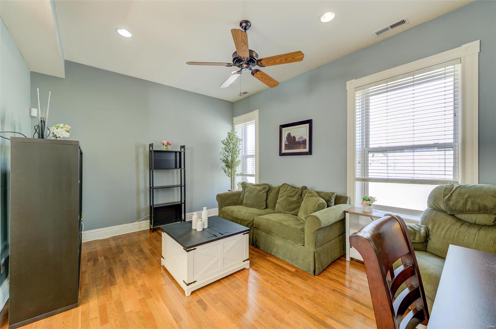 3557 Halliday Avenue Unit: 201