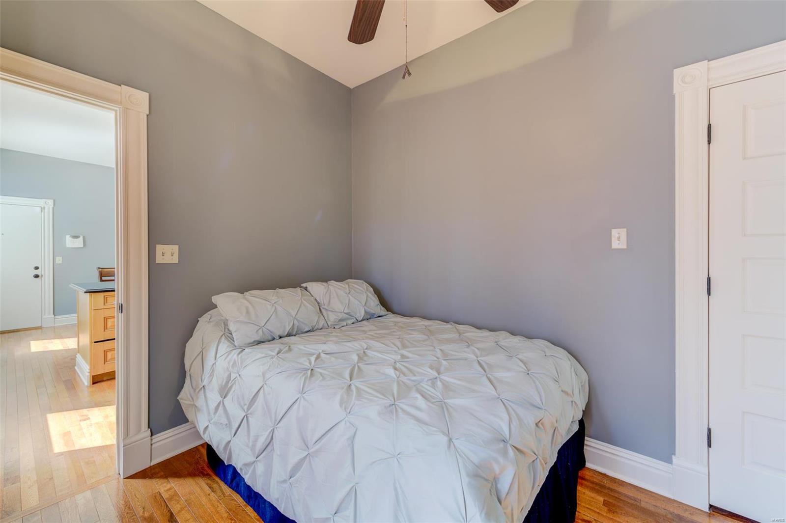 3557 Halliday Avenue Unit: 201