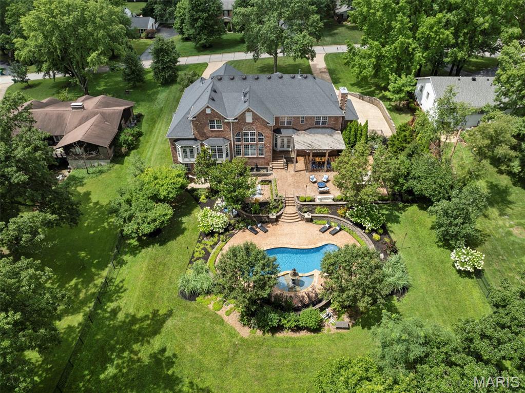 11 Summerhill Ln