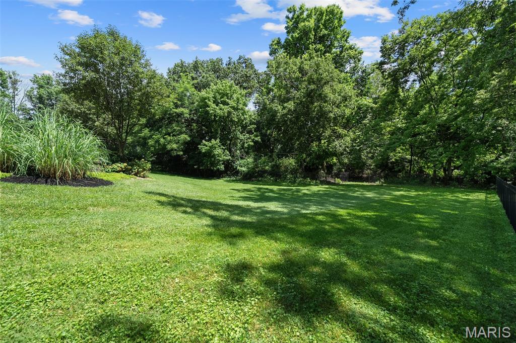 11 Summerhill Ln