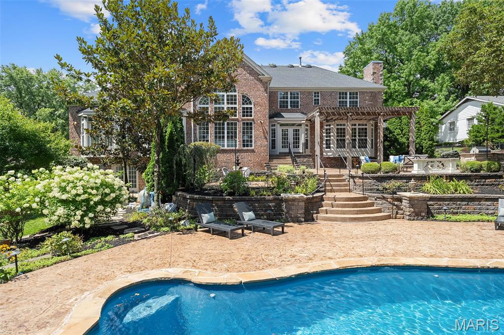 11 Summerhill Ln