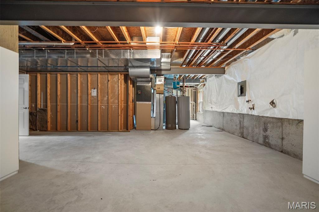 11 Summerhill Ln