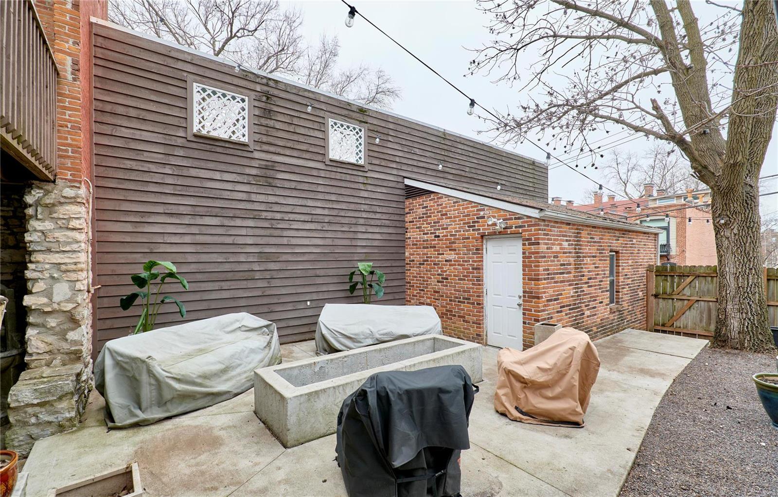 1917 Hickory Street