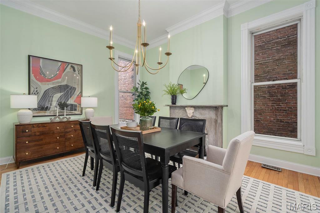 1909 Lasalle Street