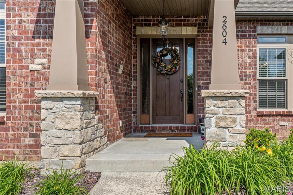2604 Center Avenue