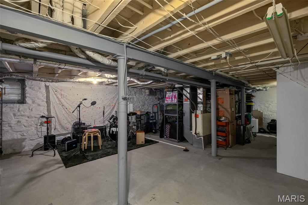 4011 Cleveland Avenue