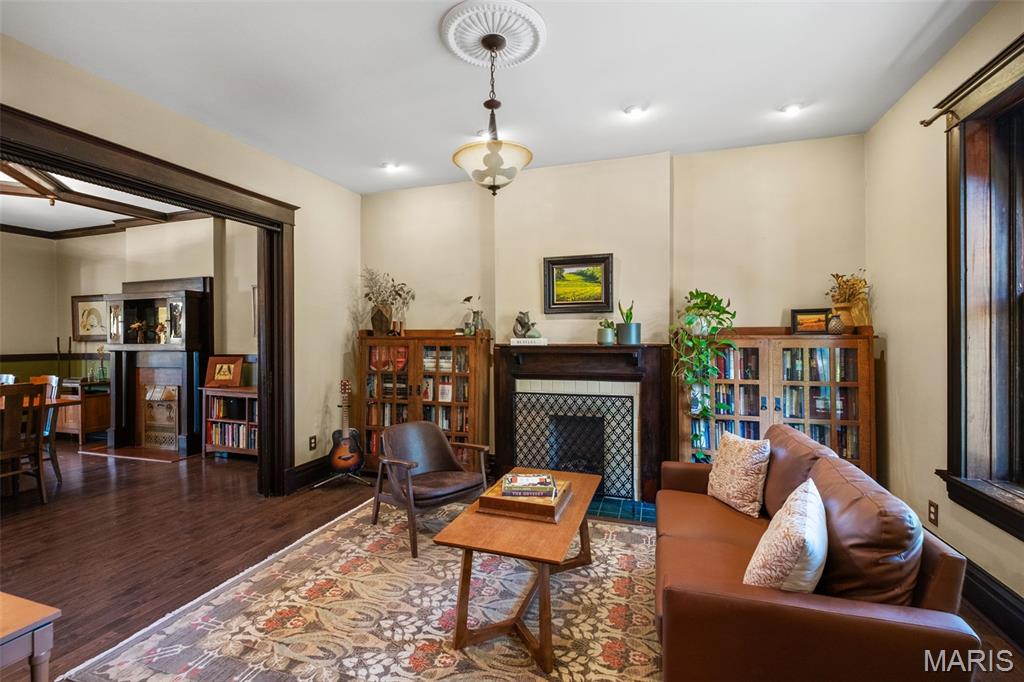 4011 Cleveland Avenue