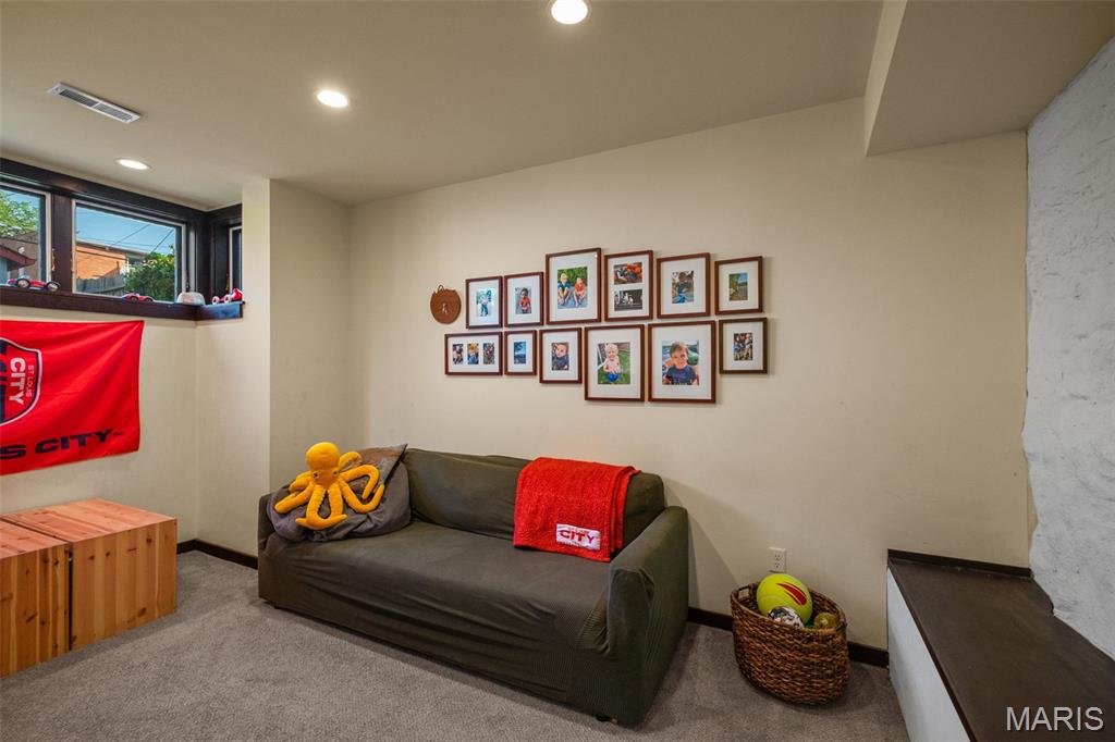 4011 Cleveland Avenue