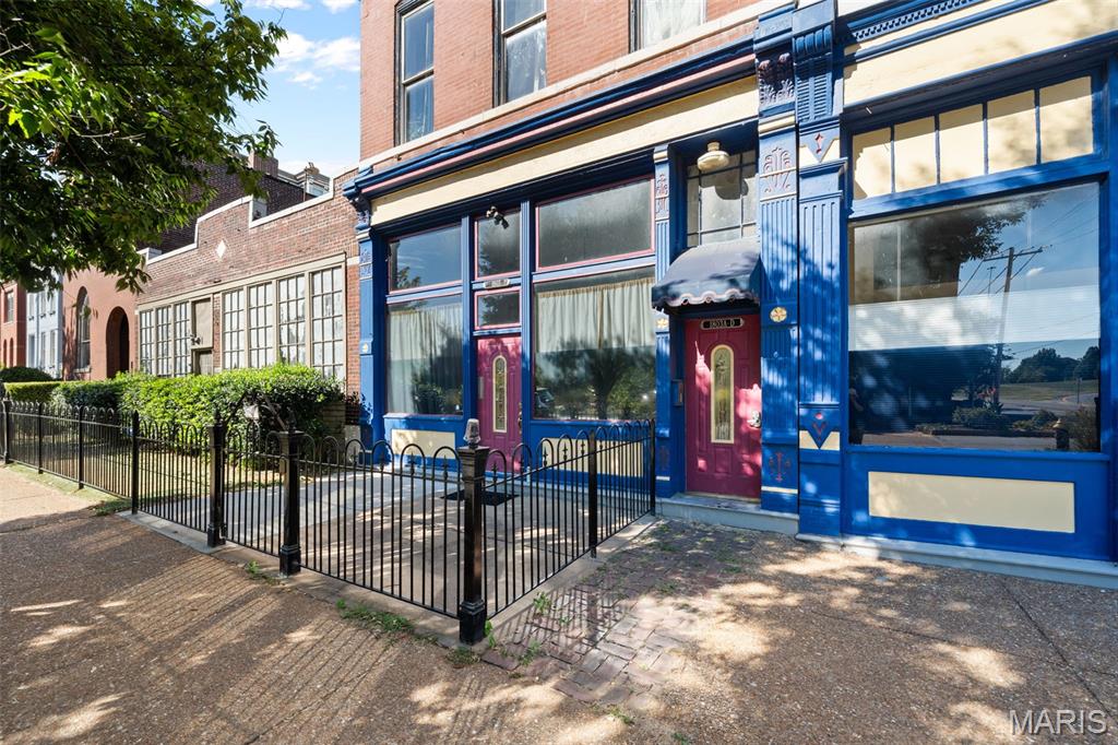 1803 Lafayette Avenue Unit: B