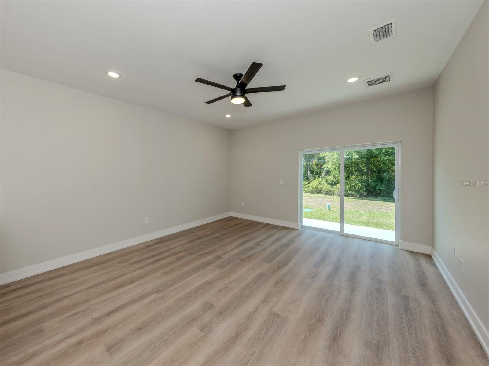 16445 & 16447 TANGLEWOOD AVE