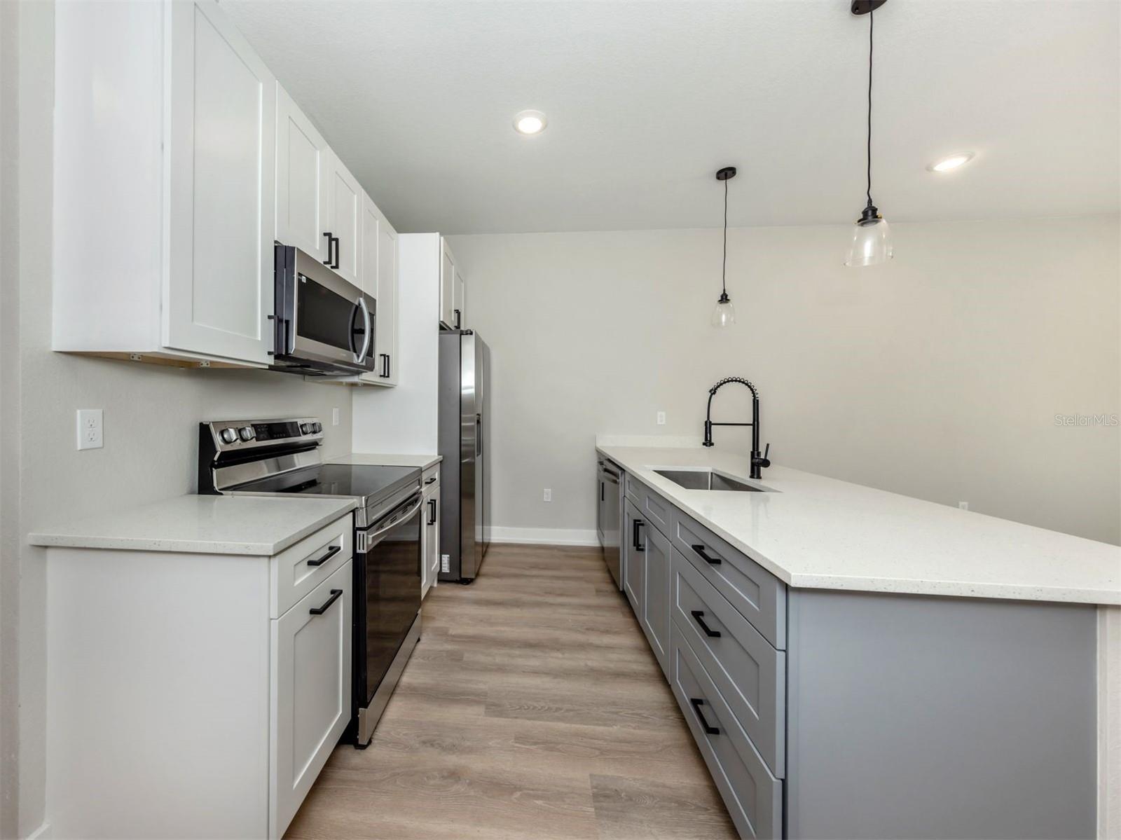 16445 & 16447 TANGLEWOOD AVE