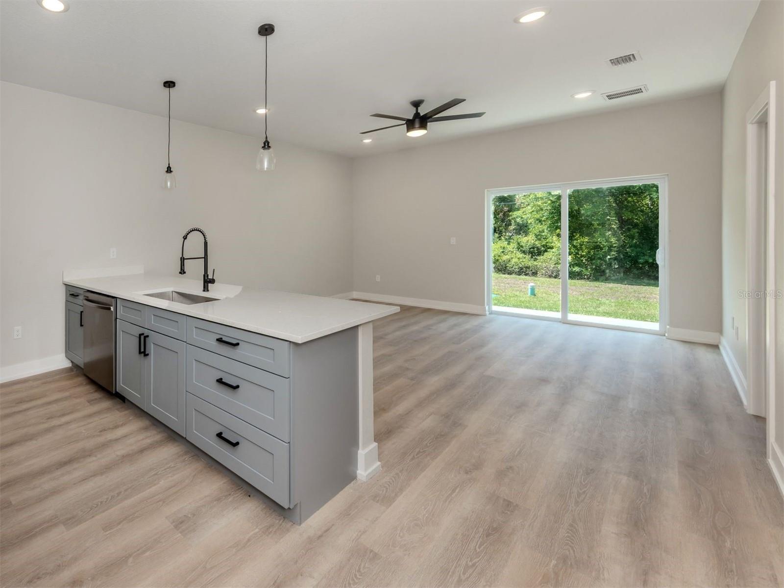 16445 & 16447 TANGLEWOOD AVE