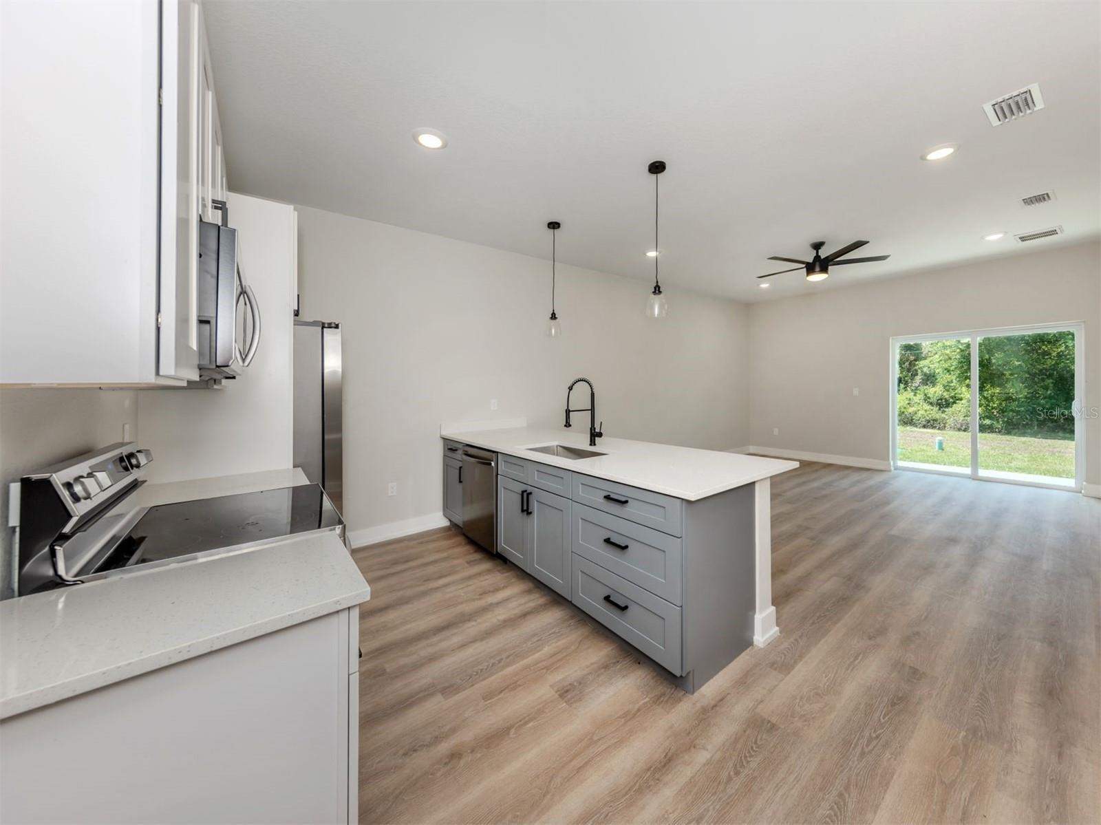 16445 & 16447 TANGLEWOOD AVE