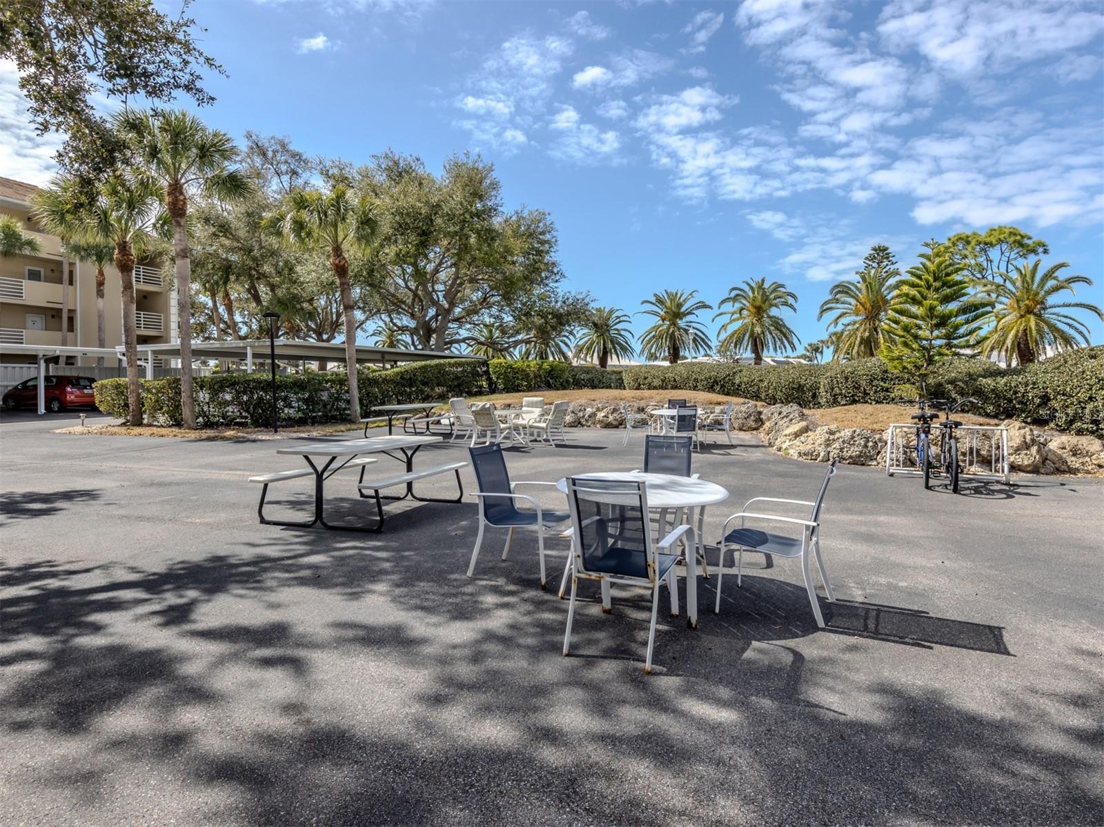 818 WEXFORD BLVD #818