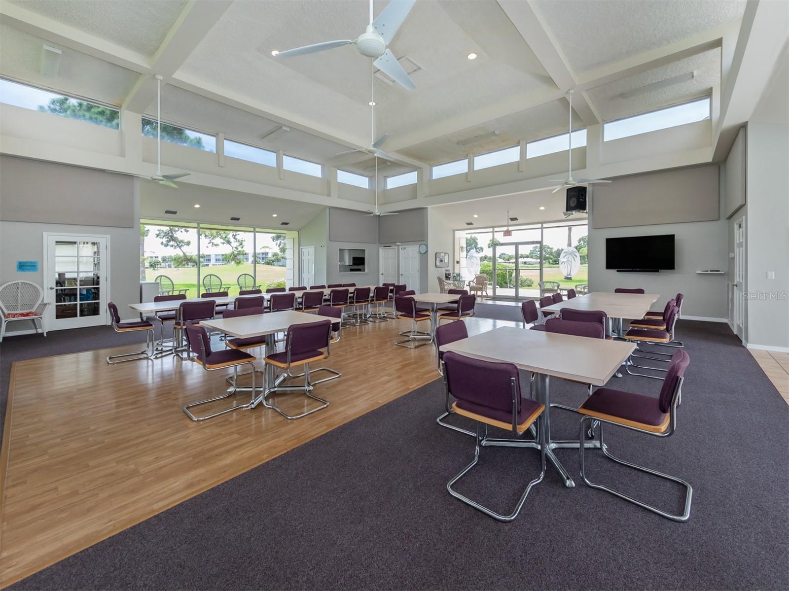 818 WEXFORD BLVD #818