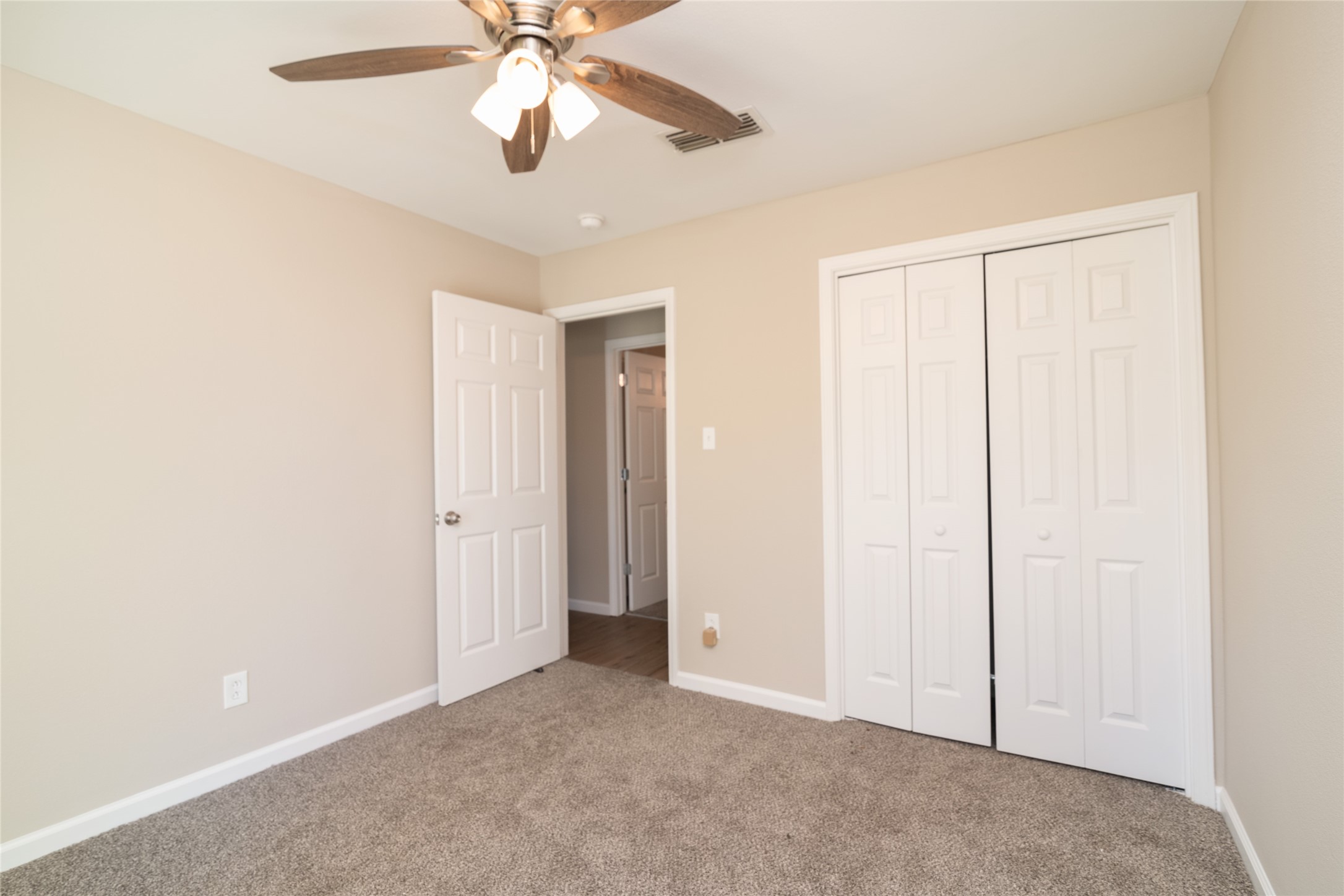 9806 Driftwood Circle