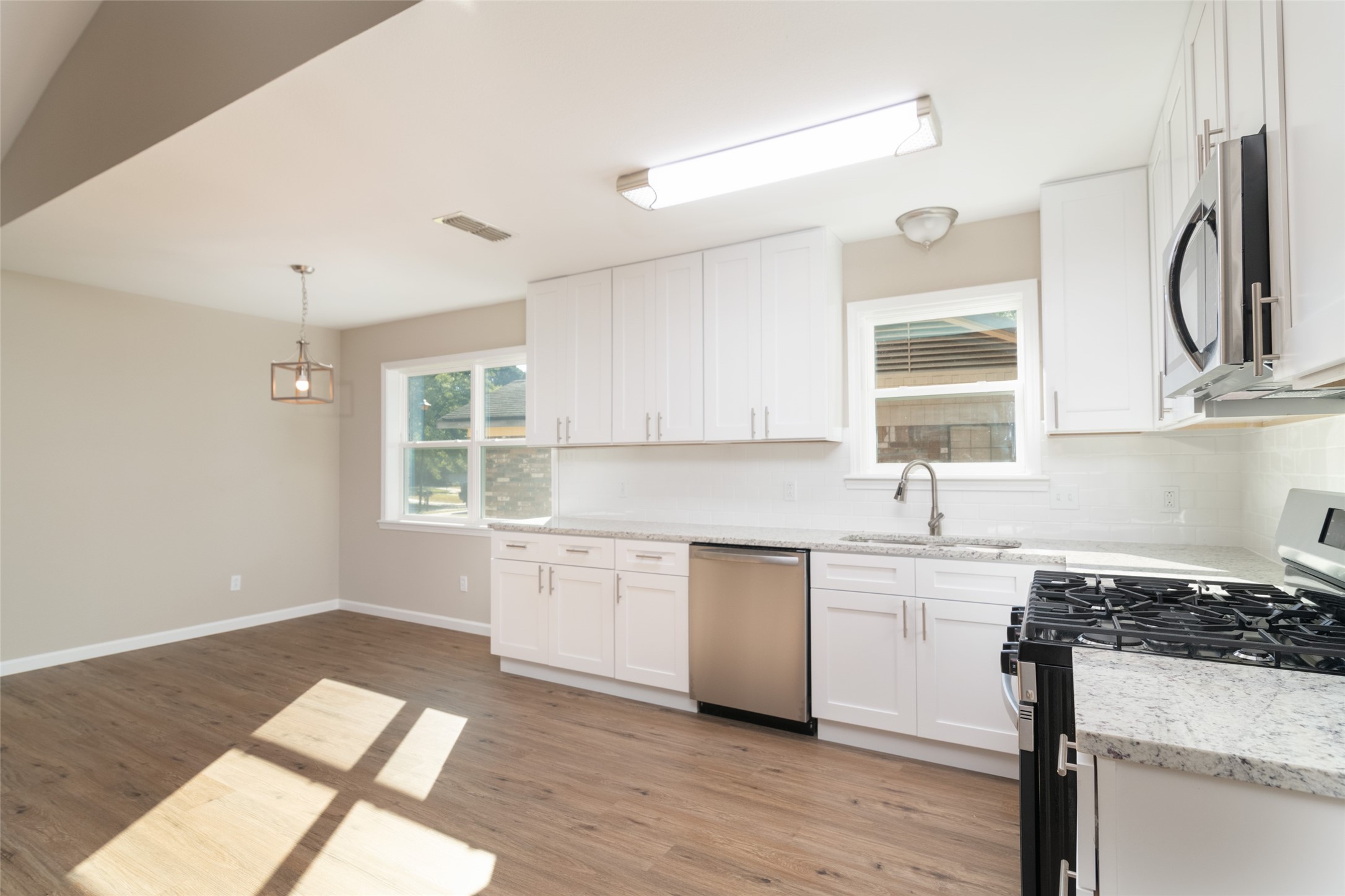 9806 Driftwood Circle