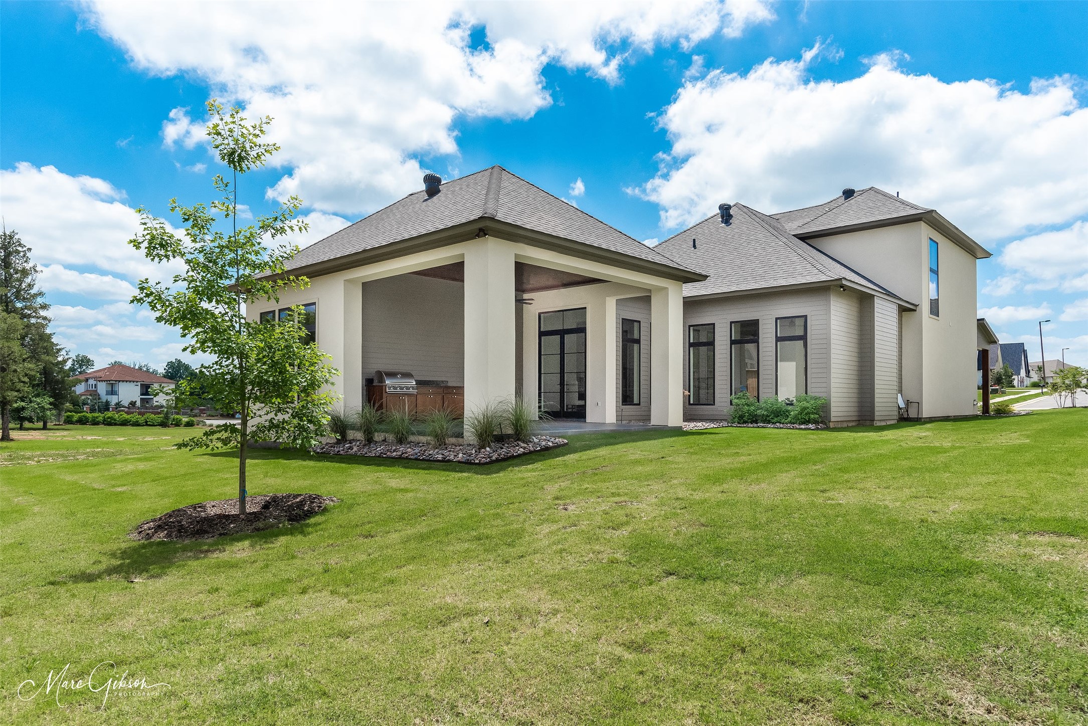 10911 Whispering Path